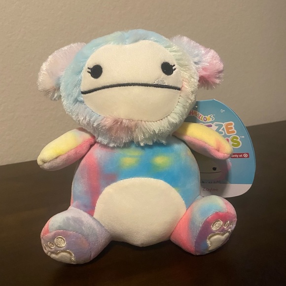 Zaylee squishmallow “squeezemallow” - Picture 2 of 4